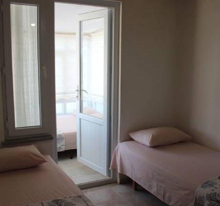 Titiz Pansiyon 1+1 Oda