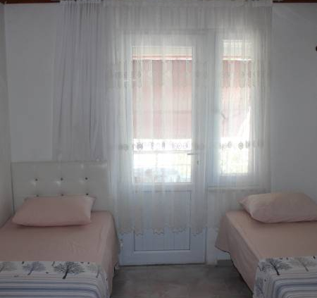 Titiz Pansiyon 2 Kişilik Oda